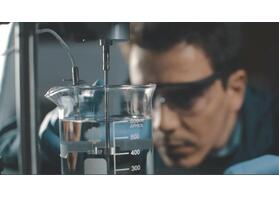 粘度計(jì)在測(cè)量不同介質(zhì)時(shí)，是否需要特定的預(yù)處理步驟？